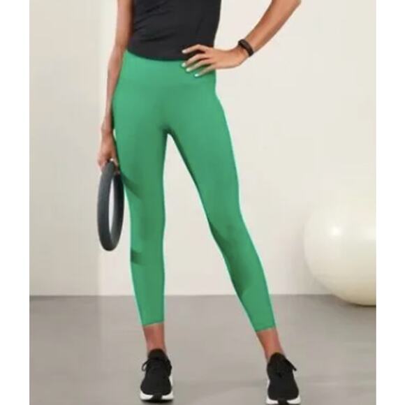 Athleta Pants - Athleta Interval Stash 7/8 Kelly Green Pocket Legging Size S